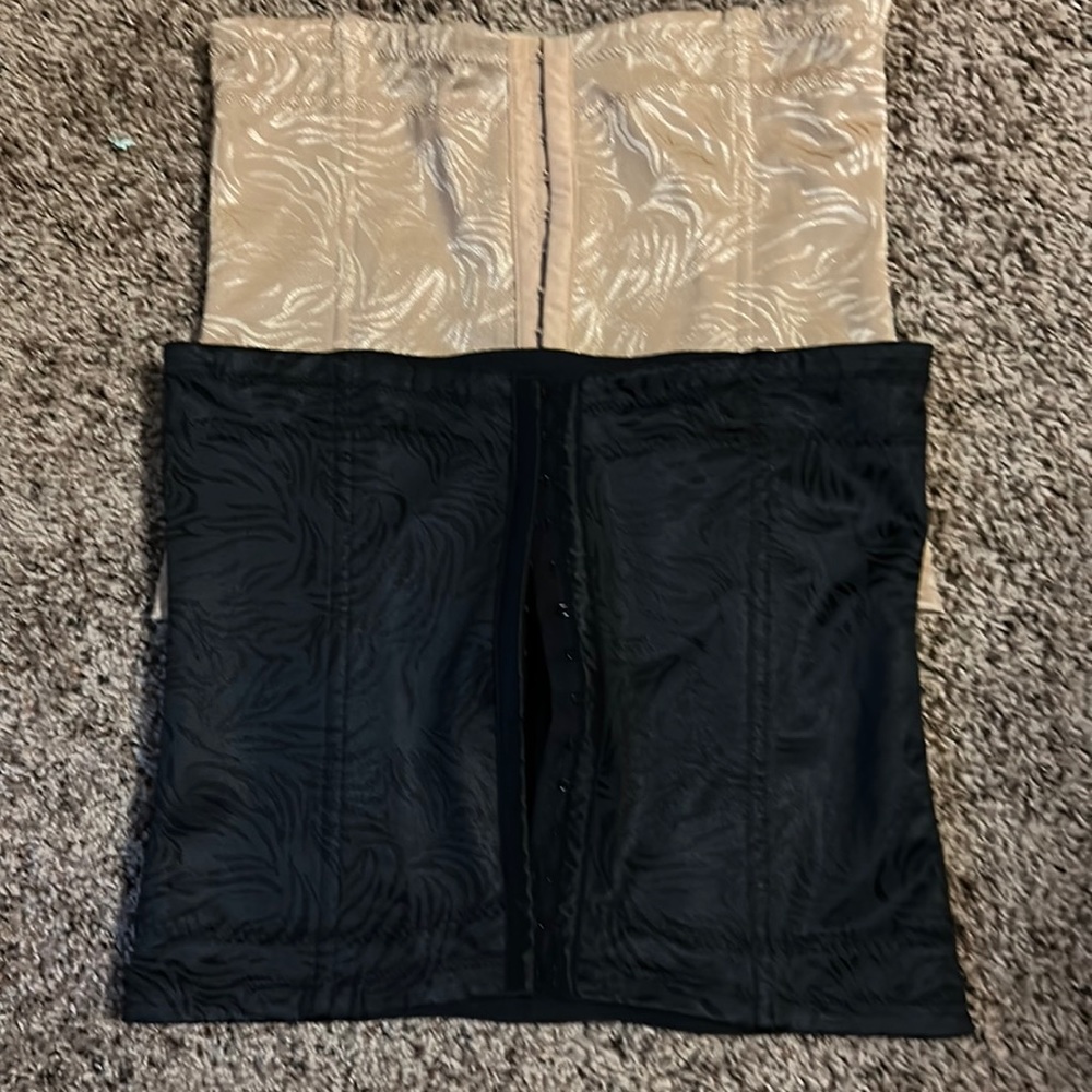 Maidenform bundle waist shaper-Medium
